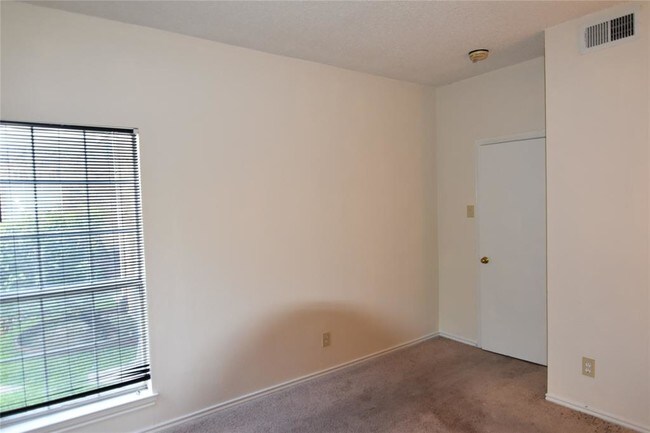 Building Photo - 14277 Preston Rd