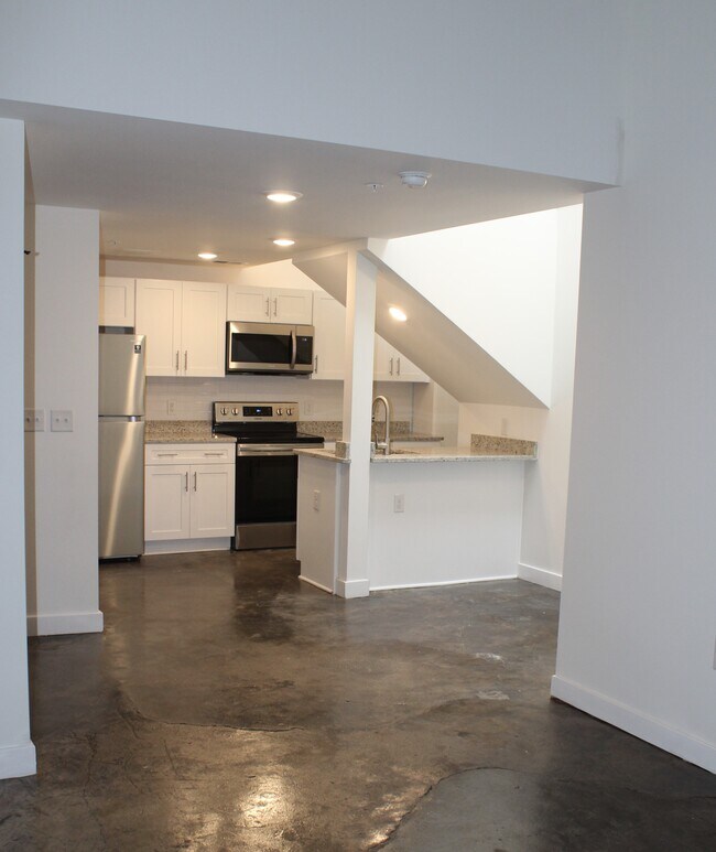 Building Photo - 408 Wellons St