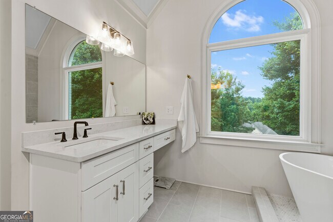Building Photo - 4221 Willow Oak Dr