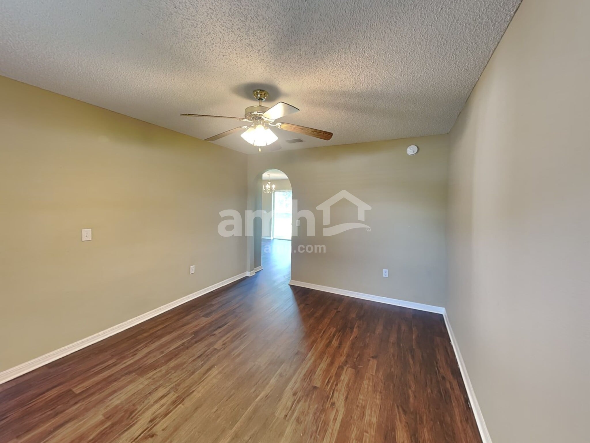 Building Photo - 244 Verzon Ct