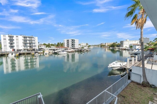 Building Photo - 8080 Tatum Waterway Dr