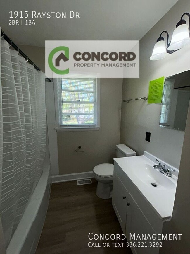 Building Photo - 1915 Rayston Dr