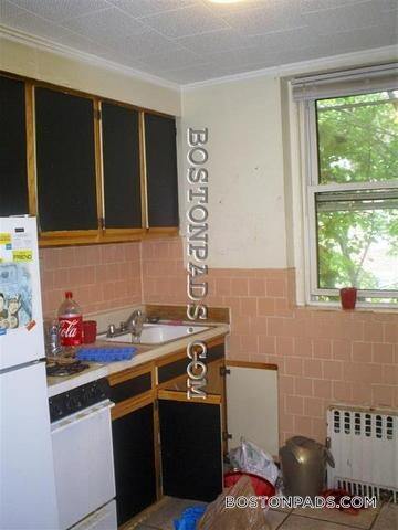 Building Photo - 107 Gordon St