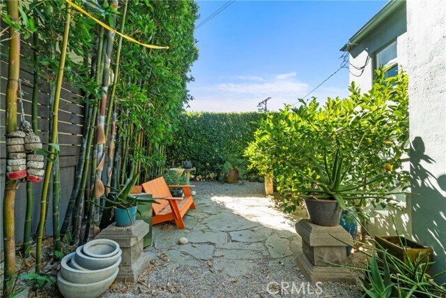 Building Photo - 820 Opal St