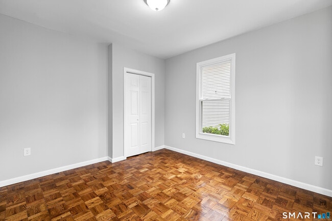 Building Photo - 196 Farren Ave