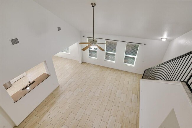 Building Photo - 14209 Marathon Rd