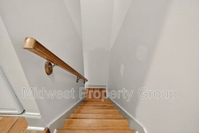 Building Photo - 4244 Chouteau Ave