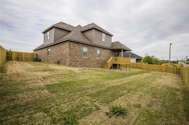 Building Photo - 3607 SW Carter Rd
