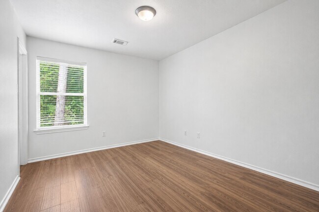 Building Photo - 174 E Spindle Tree Cir