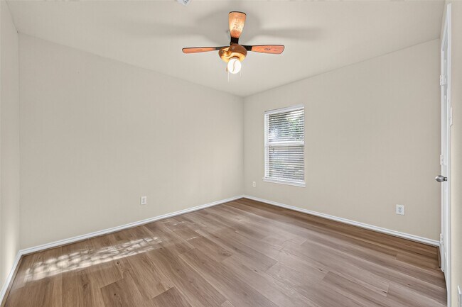 Building Photo - 1807 Katlyn Ln