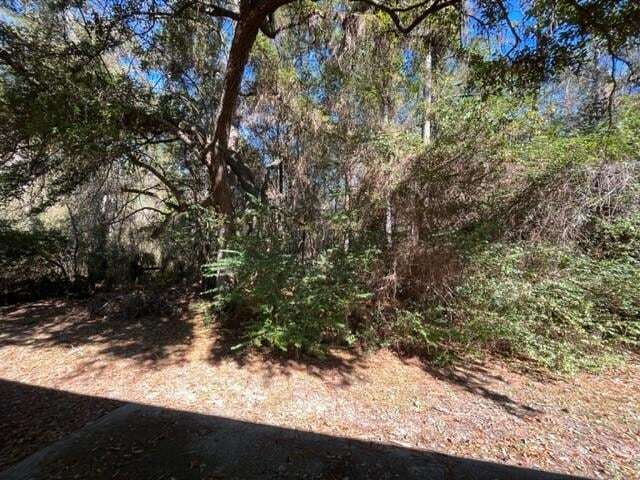 Building Photo - 35505 Oakridge Ave