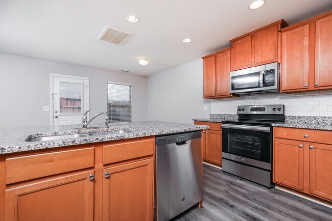 Building Photo - 3661 Althorp Drive