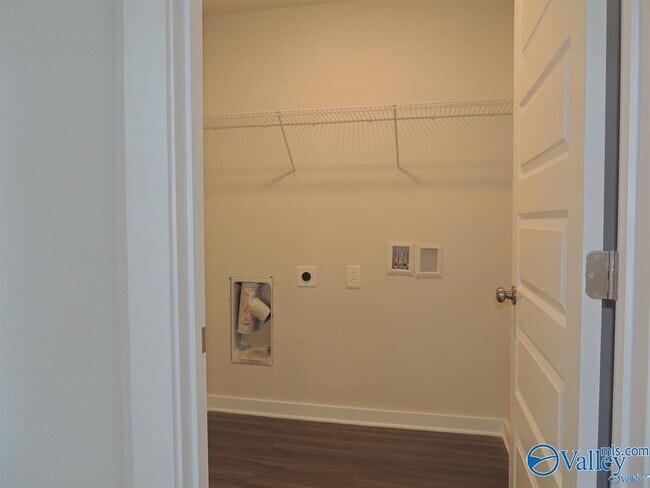 Building Photo - 26230 Beech Grv Ln NW
