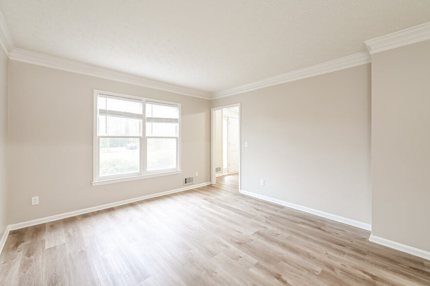 Building Photo - 1071 Cedar Bluff Trail SW
