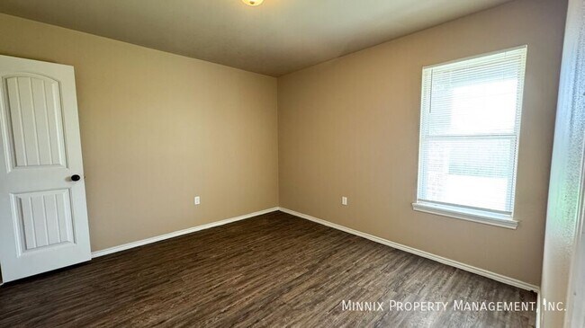 Building Photo - 2413 N. Ave. O-