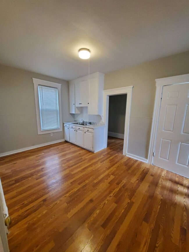 Building Photo - A Place You’ll Love to Call Home – Gorgeous 3-Bedroom Property!