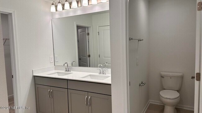 Building Photo - 47 Carbonell Pl