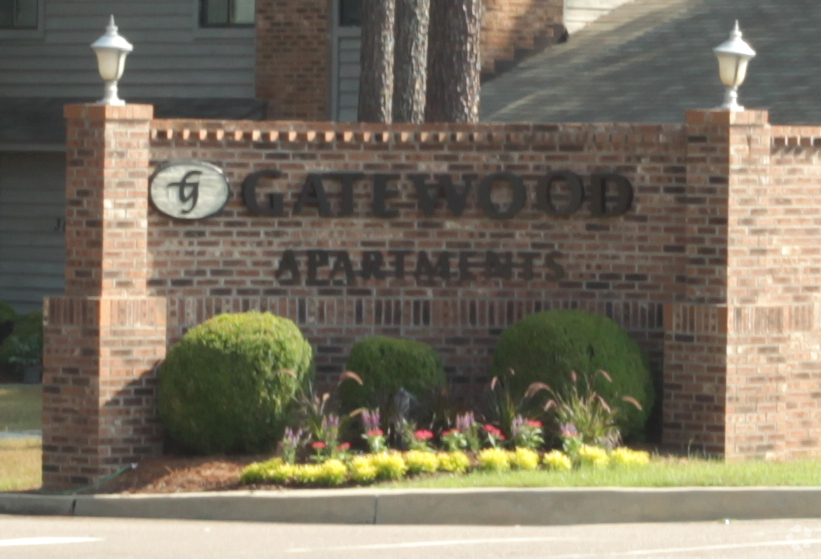 Gatewood Apartments - Gatewood