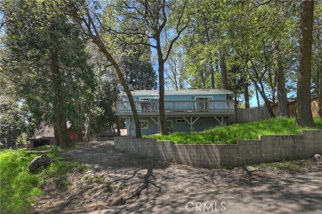 Primary Photo - 22365 Pine Dr