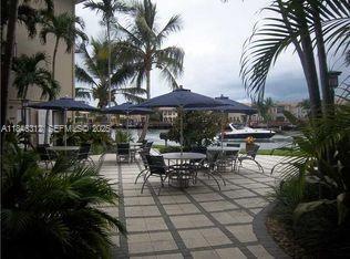 Building Photo - 2200 S Ocean Dr