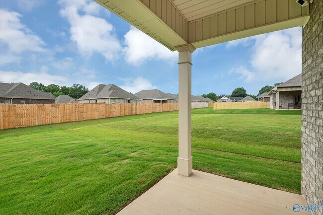 Building Photo - 16640 Aspen Ln