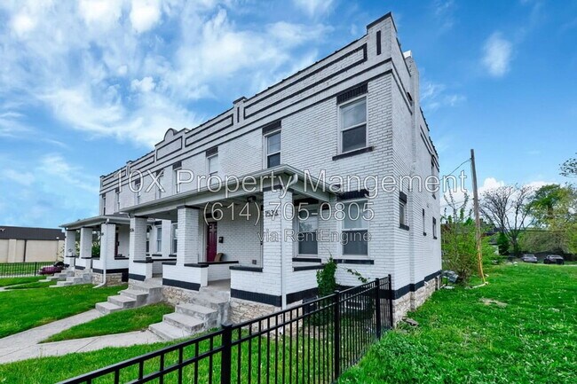 Building Photo - 1536 E Livingston Ave