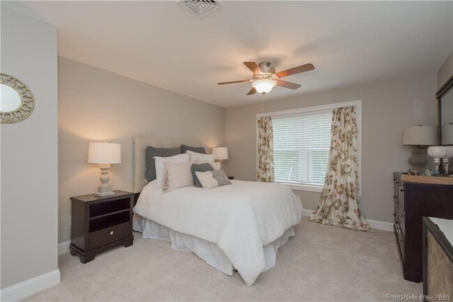 Building Photo - 24 Mill Pond Dr