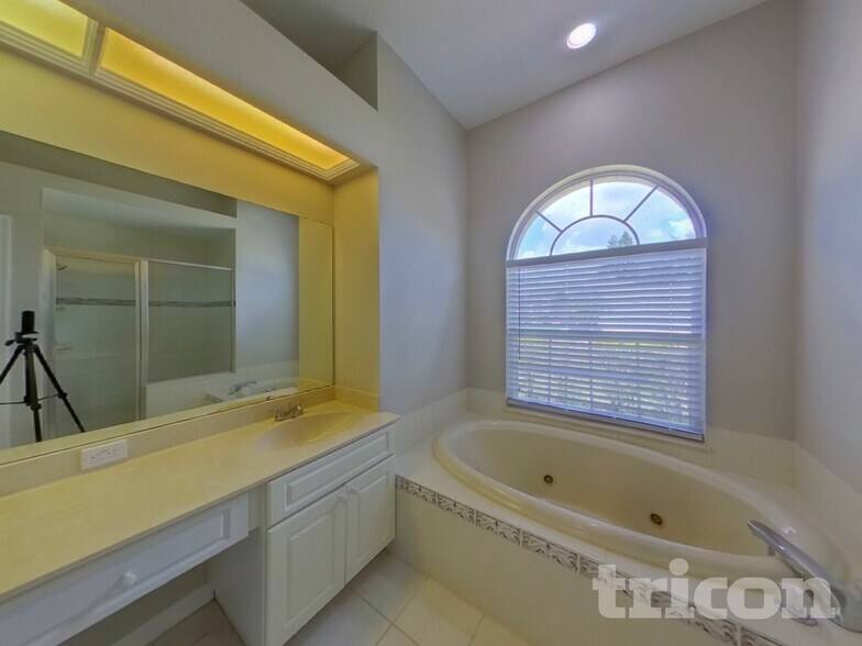 Building Photo - 4522 Swift Cir