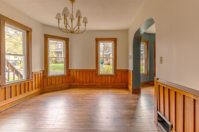 Building Photo - Stunning 2 bed, 1 bath, first floor apartment with views of Mill Run