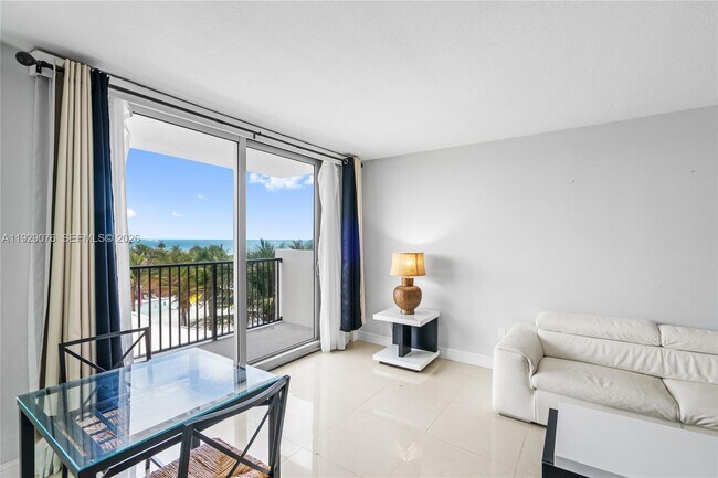 Building Photo - 9273 Collins Ave