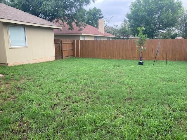 Building Photo - 632 Columbine Ave