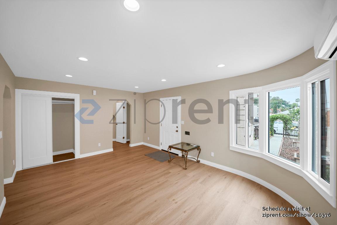 Building Photo - 1316 Miller Ave