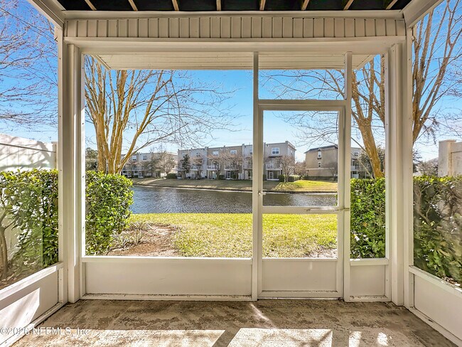 Building Photo - 4320 Ellipse Dr