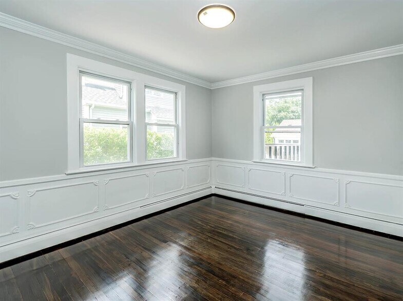 Building Photo - 33 Avenue B