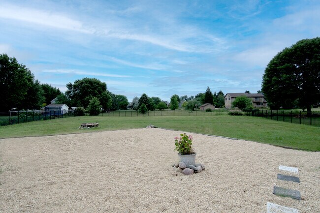Building Photo - 24243 Graver Ln
