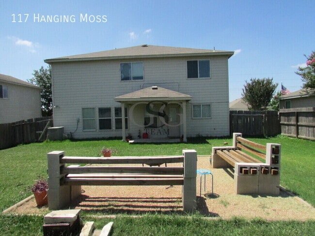 Building Photo - 117 Hanging Moss Dr