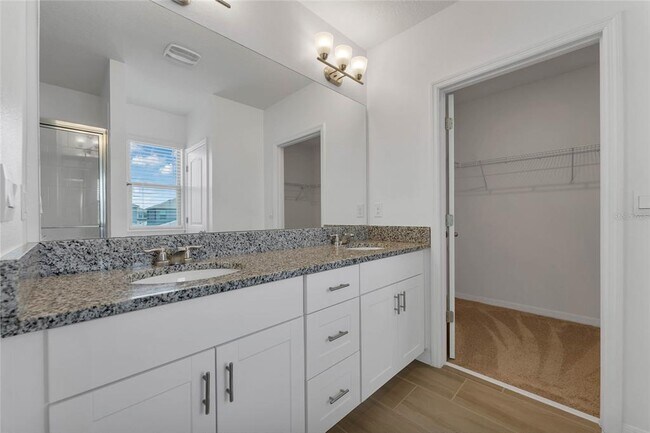 Building Photo - 15687 Pelican Cay Dr