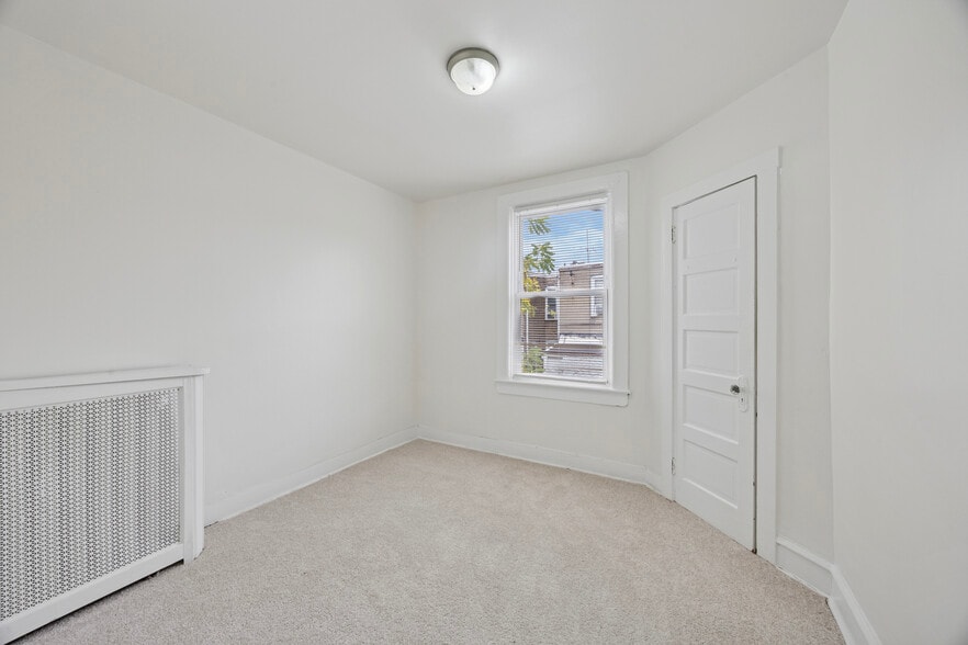 Building Photo - 6519 Allman St