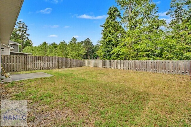 Building Photo - 785 Fairview Cir