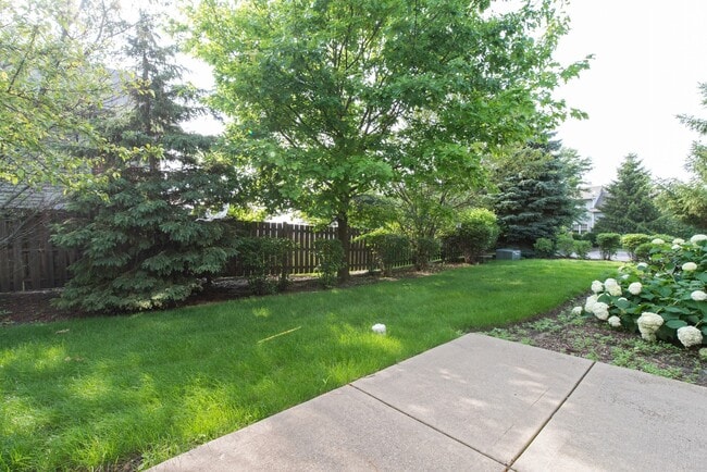 Building Photo - 10663 Haverhill Ln