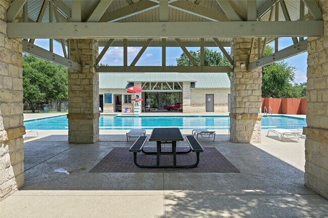 Building Photo - 1503 Warren Cove