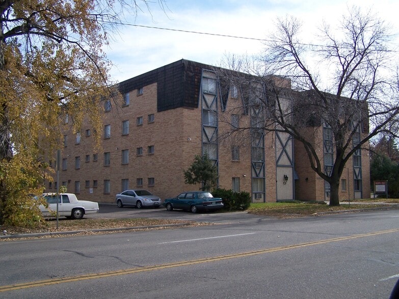 Building Photo - 1424 11th Ave