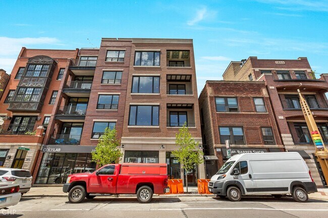 Building Photo - 3312 N Halsted St