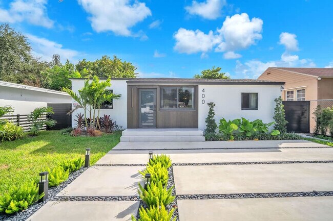 Building Photo - 400 NW 45th St