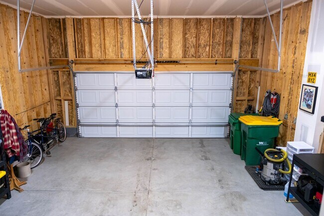 Building Photo - Detatched Home in Village at Rose Farm, Berthoud!