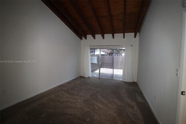 Building Photo - 2331  Dogwood Ct  . Pembroke Pines Fl 33026