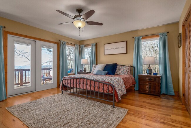 Building Photo - 11 NC 8720