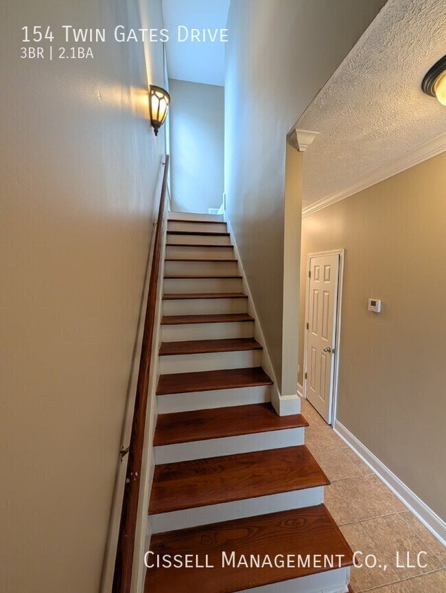 Building Photo - 154 Twin Gates Drive