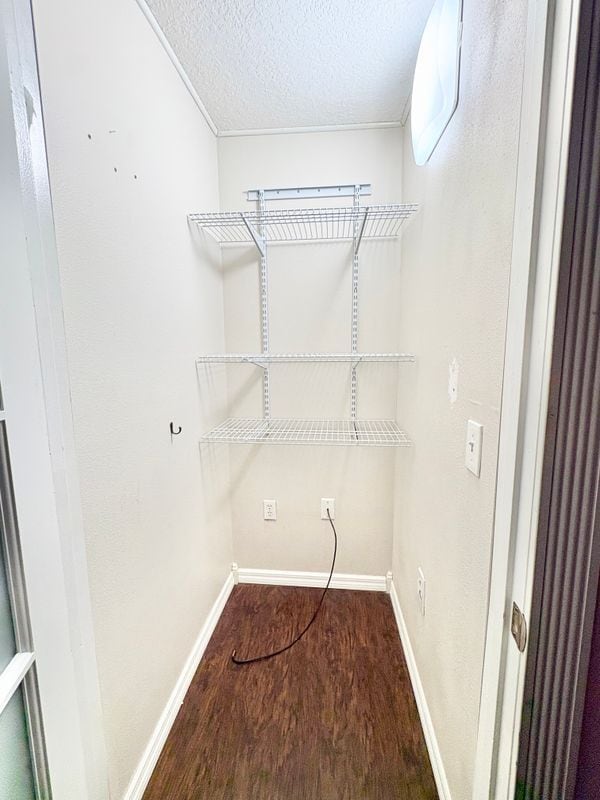 Building Photo - 2015 Canopy Dr