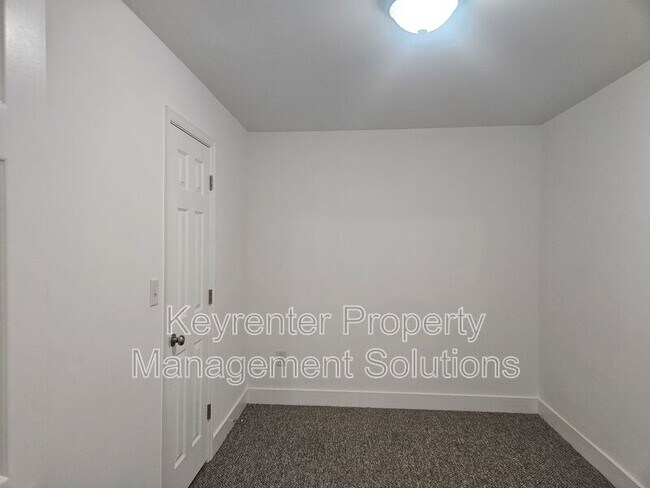 Building Photo - 3891 Churchville Ave